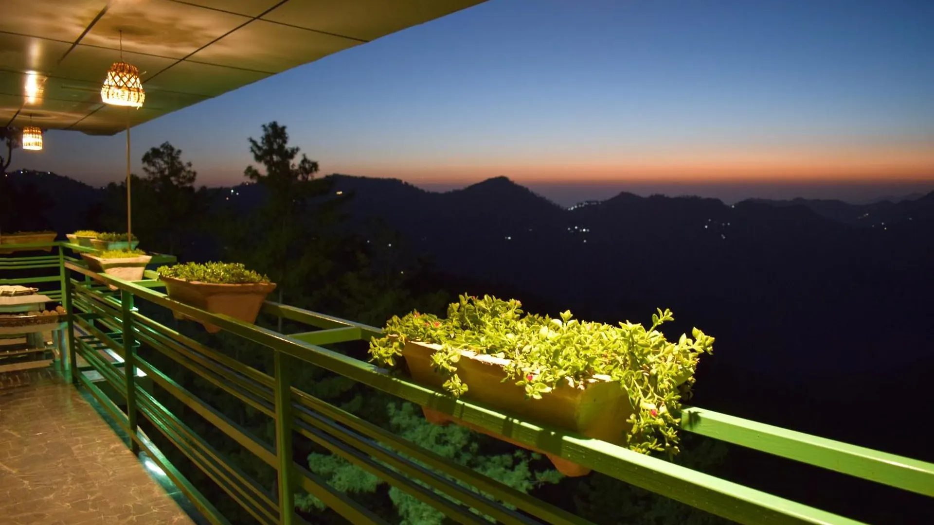 Valley View Resort Mashobra - Best Holiday Home For Vacations Shimla 3*,  India