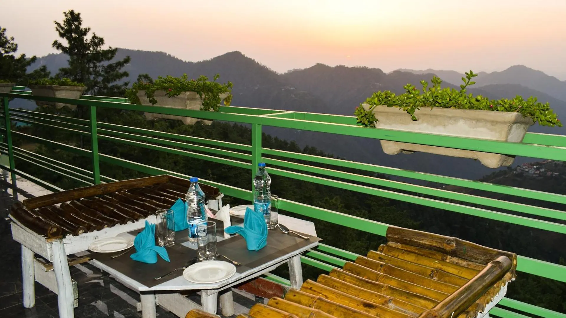 Valley View Resort Mashobra - Best Holiday Home For Vacations Shimla Hotel