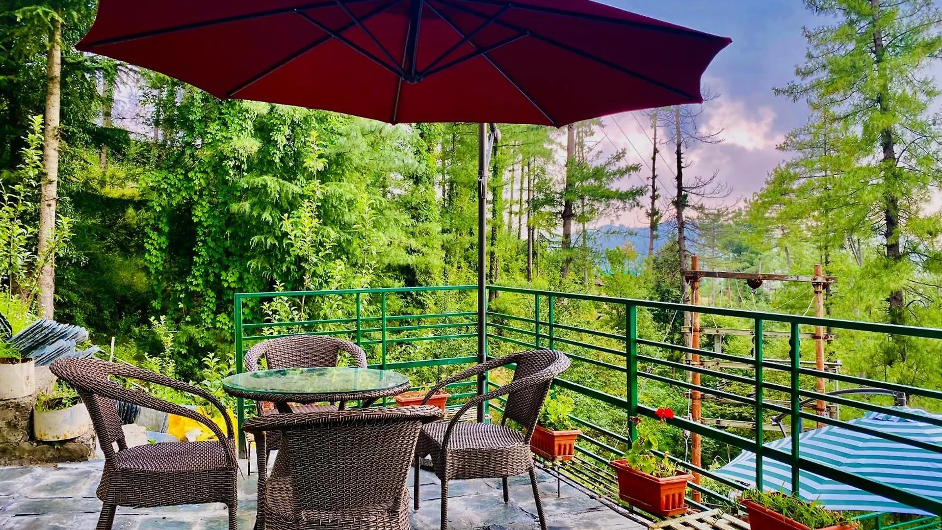 Valley View Resort Mashobra - Best Holiday Home For Vacations Shimla 3*,  India